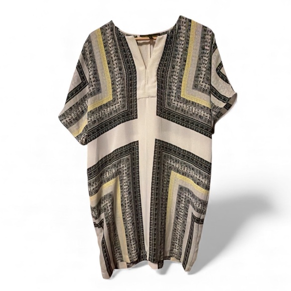 BCBG Black Combo Batik Shift Mini Dress Size Lg - Picture 2 of 5